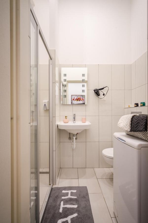 Real Apartments Vadász Budapest Exterior foto